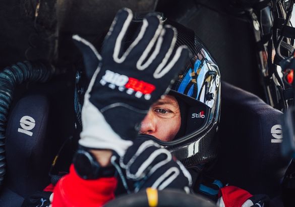 Ременник и Игнатов стартуют в «Дакаре-2026»