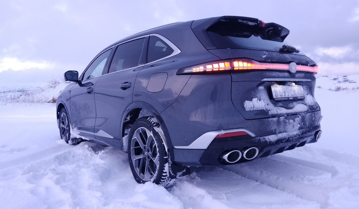 Тест-драйв Changan CS75Plus 4WD: примерный семьянин