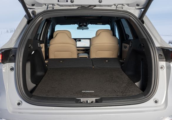 Тест-драйв Changan CS75Plus 4WD: примерный семьянин