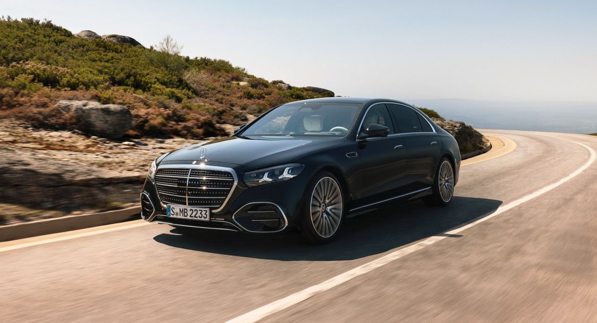 Mercedes обновил S-Class