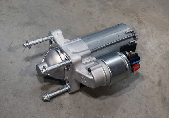 Мы разобрали Lada Iskra: из чего и как сделан потенциальный вазовский бестселлер?