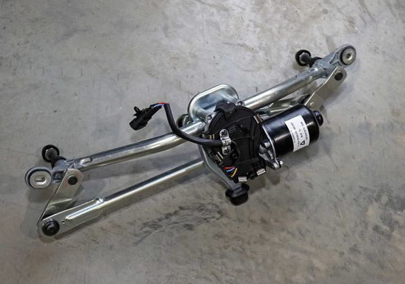 Мы разобрали Lada Iskra: из чего и как сделан потенциальный вазовский бестселлер?