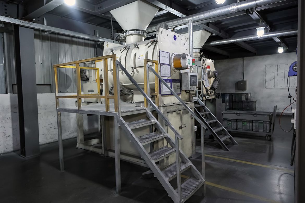 Как делают тормозные колодки. Изучаем на примере завода FAP