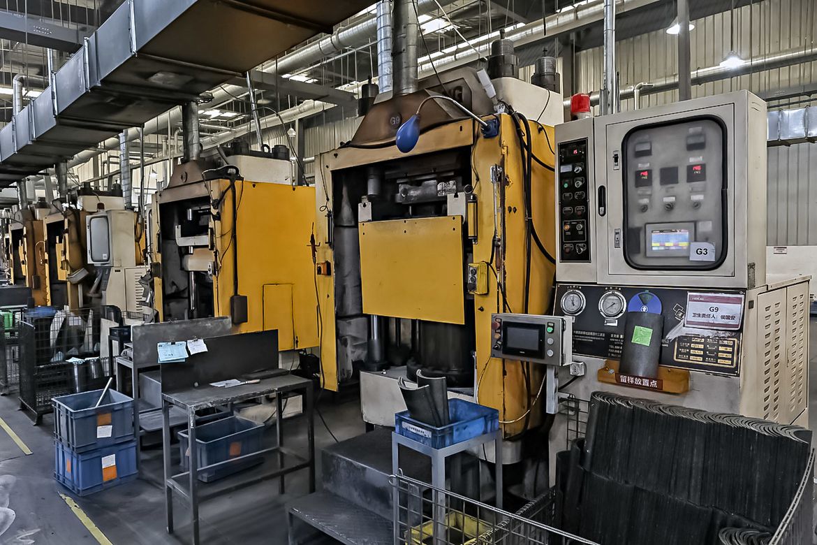 Как делают тормозные колодки. Изучаем на примере завода FAP