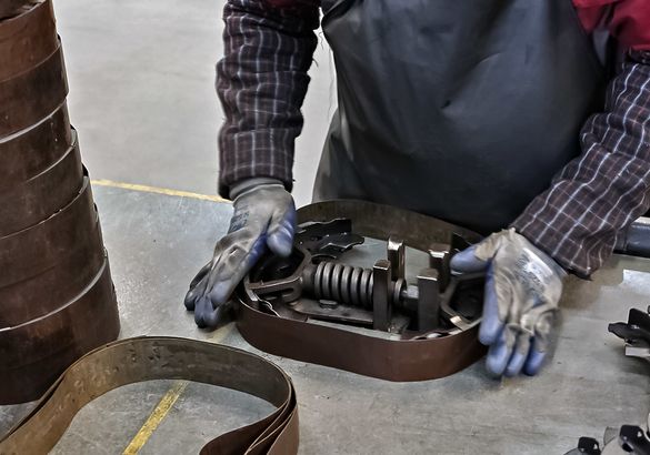 Как делают тормозные колодки. Изучаем на примере завода FAP