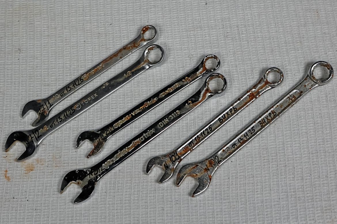 Тест наборов комбинированных ключей: проверяем на прочность и коррозию