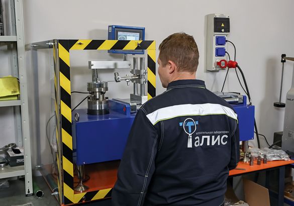 Тест наборов комбинированных ключей: проверяем на прочность и коррозию