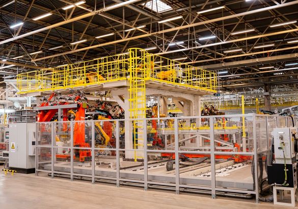 Автомобили Jeland встанут на конвейер в Петербурге