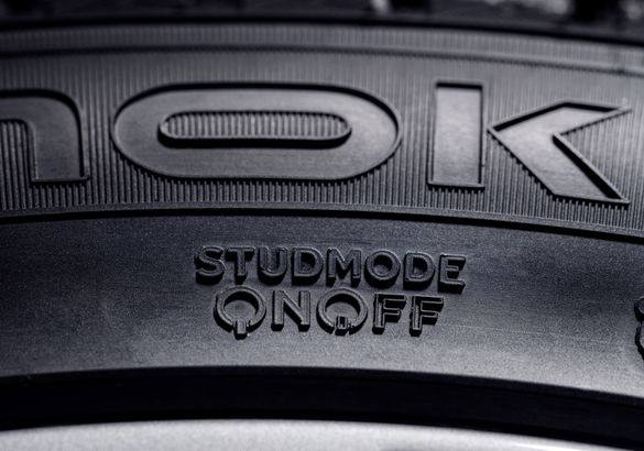 Nokian разработал серийную шину с выдвижными шипами