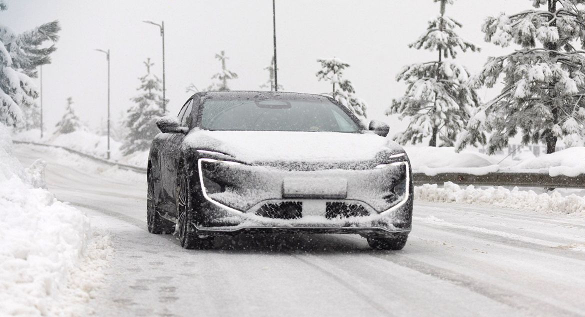 Тест-драйв Avatr 12: в пиру и на миру