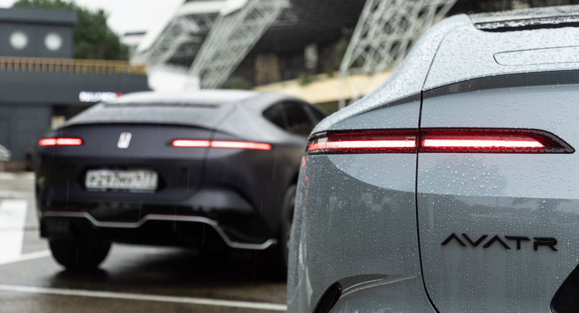 Тест-драйв Avatr 12: в пиру и на миру