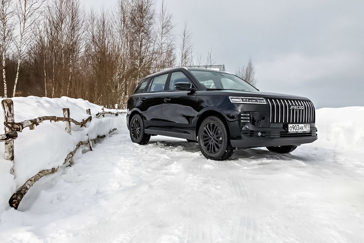 Тест-драйв Jaecoo J6: кроссовер в строгом костюме