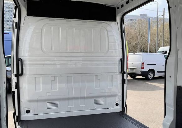 Avior представил новую версию фургона V90