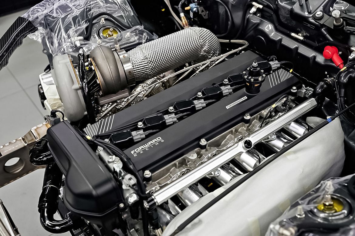 В гостях у Гочи: как команда Takayama Forward Auto готовит автомобили к соревнованиям по дрифту