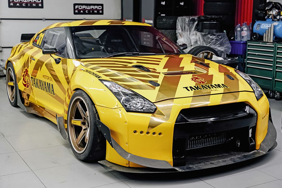 В гостях у Гочи: как команда Takayama Forward Auto готовит автомобили к соревнованиям по дрифту