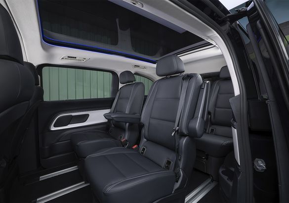 Новый вэн Mercedes-Benz VLE поступил в продажу, но не у нас