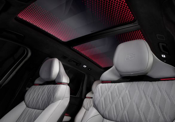 Audi рассекретила салон нового Q9