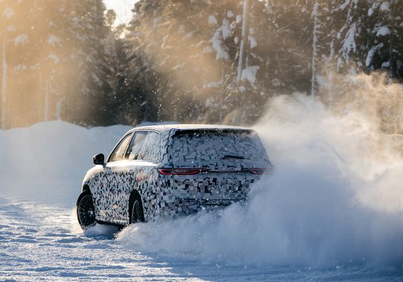 В Россию едет новый кроссовер Wey V9X