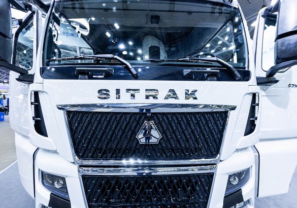 UPEC начала поставлять технические жидкости для Sitrak
