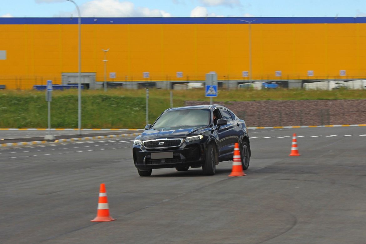 Тест летних шин Pirelli Powergy: в шаге от спорта