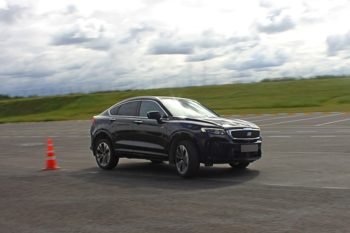 Тест летних шин Pirelli Powergy: в шаге от спорта