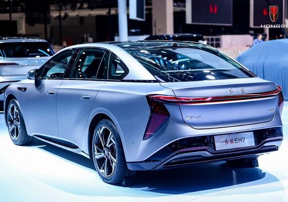 Hongqi первым в мире получит сверхбыструю зарядку от BYD