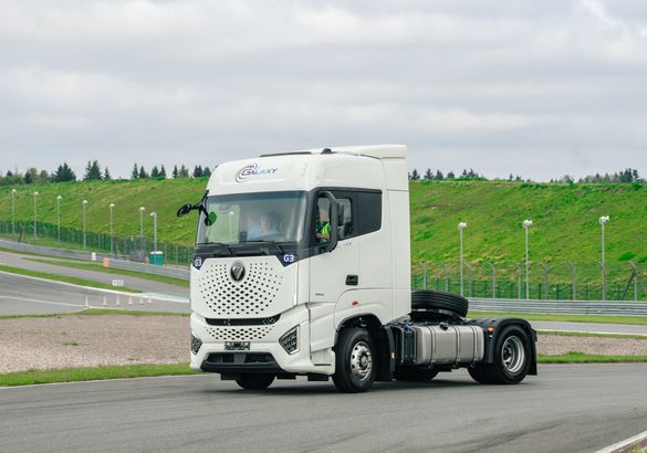 Тягач Foton Galaxy снова продают в России