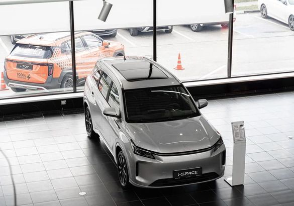 Российский Evolute нарастил дилерскую сеть почти вдвое