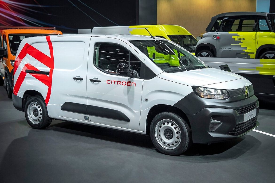 Stellantis представила три мировые премьеры на IAA в Ганновере