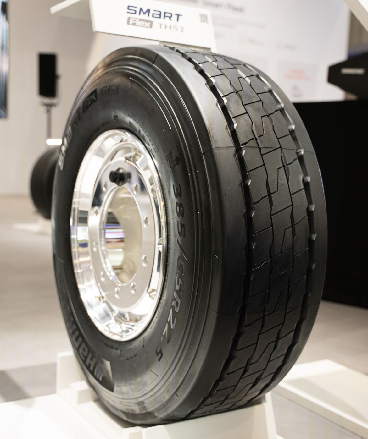 Hankook показала шину, которая «обновляется» по мере износа