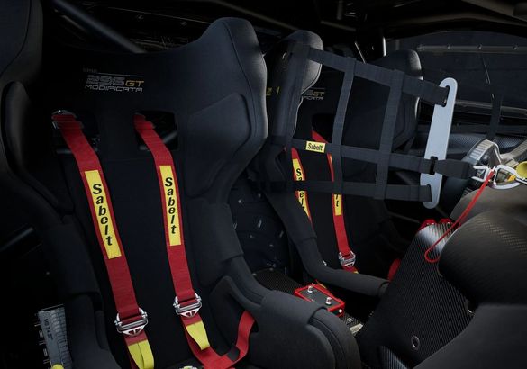 Ferrari представила трековый суперкар 296 GT Modificata