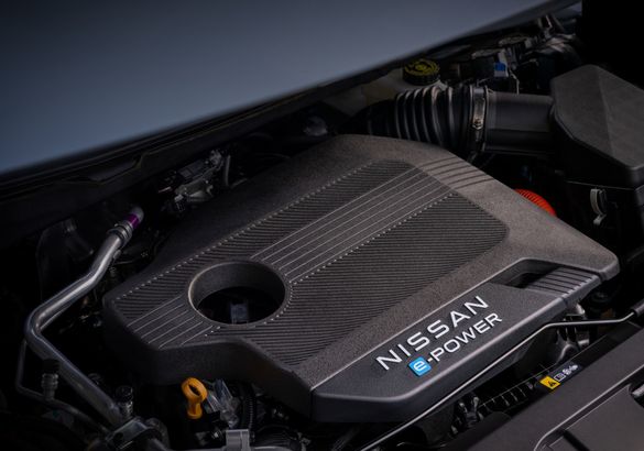 Nissan представила гибридный Rogue с e-POWER