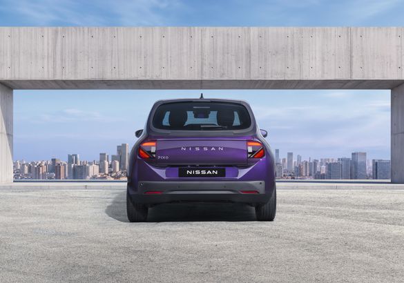 Nissan представила электрический городской PIXO для Европы