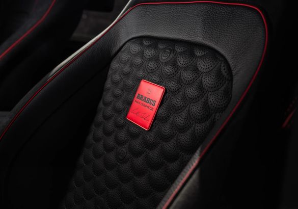 Brabus превратил G63 в кабриолет мощностью 900 сил