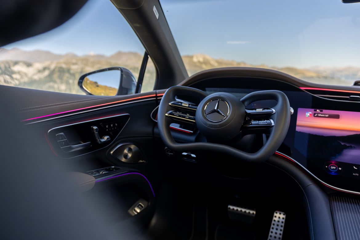 Mercedes EQS получил систему рулевого управления «по проводам»