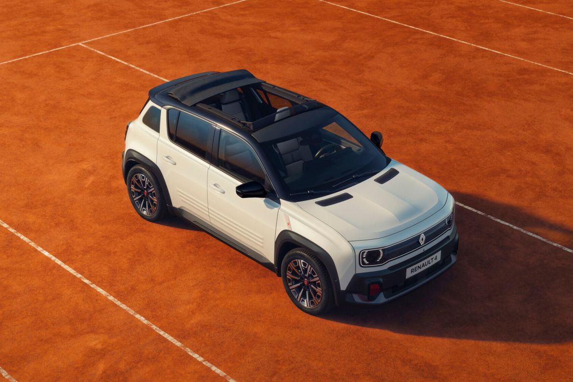 Renault 4 E-Tech перешагнул 400-километровый рубеж