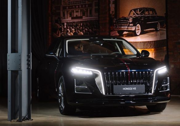 Hongqi обновил H5 для российского рынка