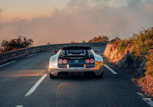 Bugatti вернула уникальный Veyron к первоначальному облику