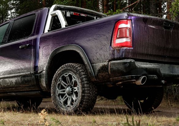 Новинки Ikon Tyres: новый бренд и новые UHP- и AT-шины