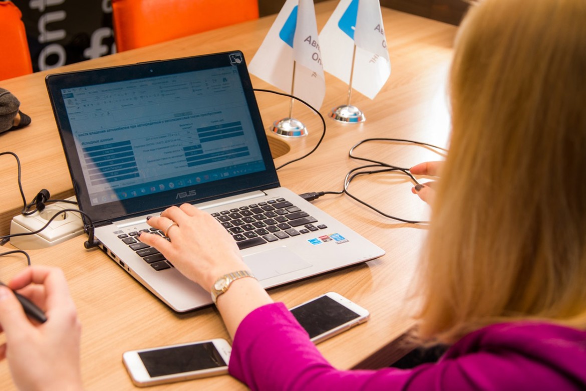 ОСАГО через Интернет: кому это выгодно и к чему может привести