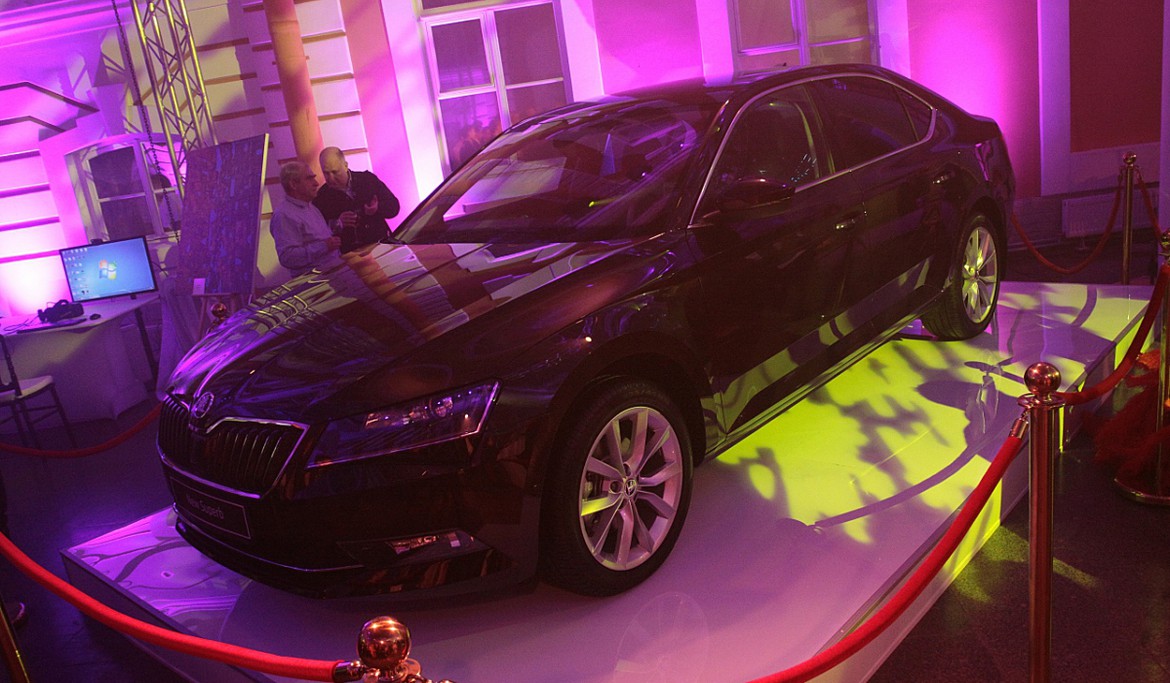 Новая Skoda Superb «доехала» до Петербурга