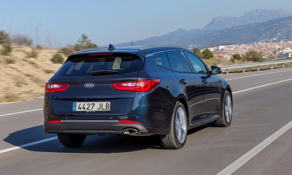 Kia Optima получила грузопассажирскую версию