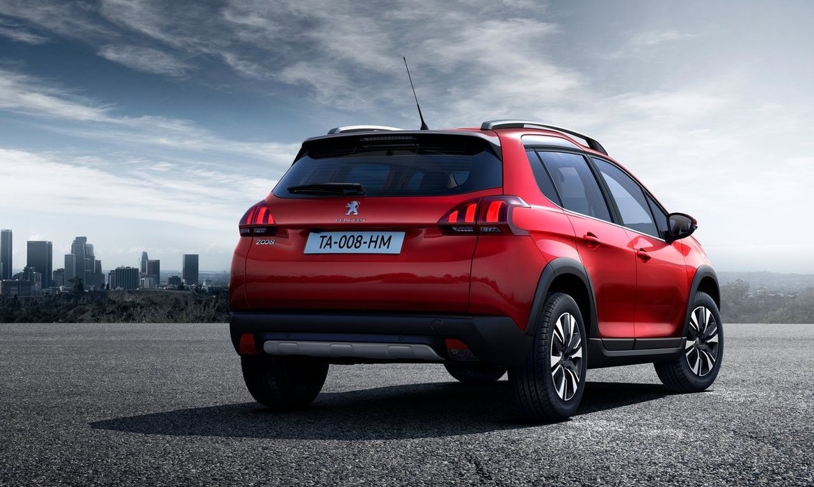 Женева 2016: Peugeot обновил кроссовер 2008