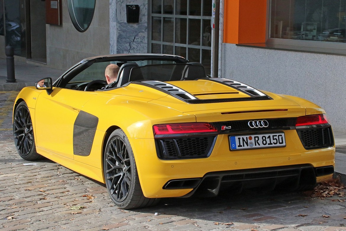 Нью-Йорк 2016: Audi готовит новый R8 Spyder