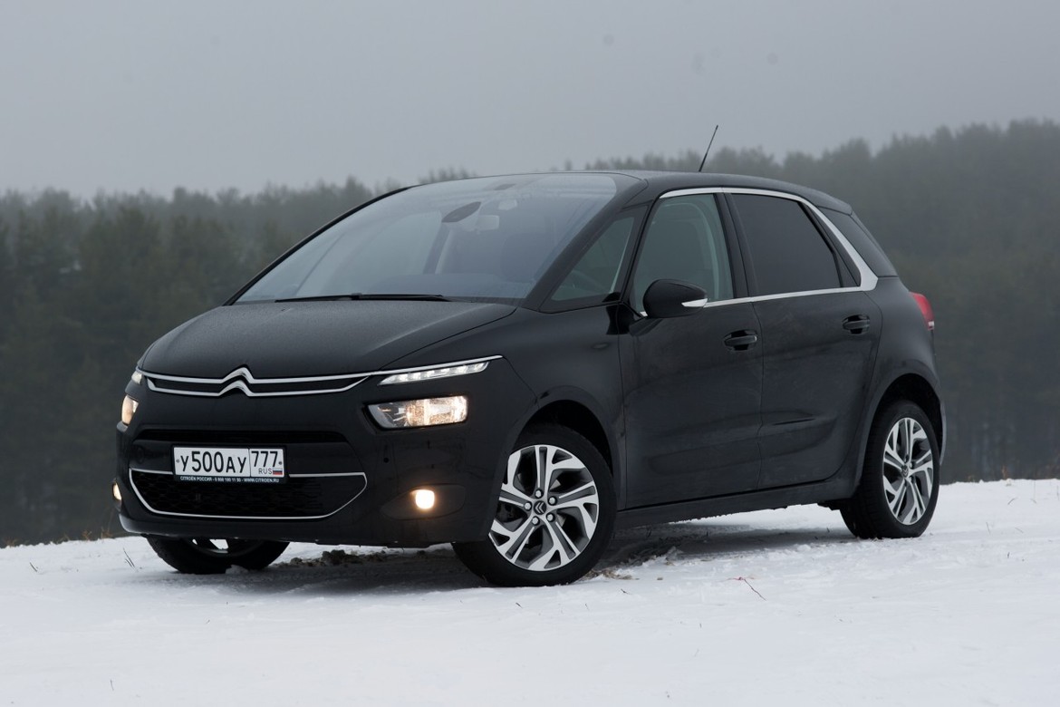 Тест-драйв Citroen C4 Picasso VS Opel Meriva: между небом и землей