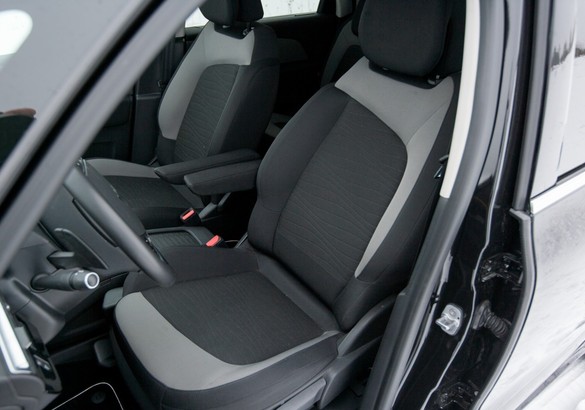 Тест-драйв Citroen C4 Picasso VS Opel Meriva: между небом и землей
