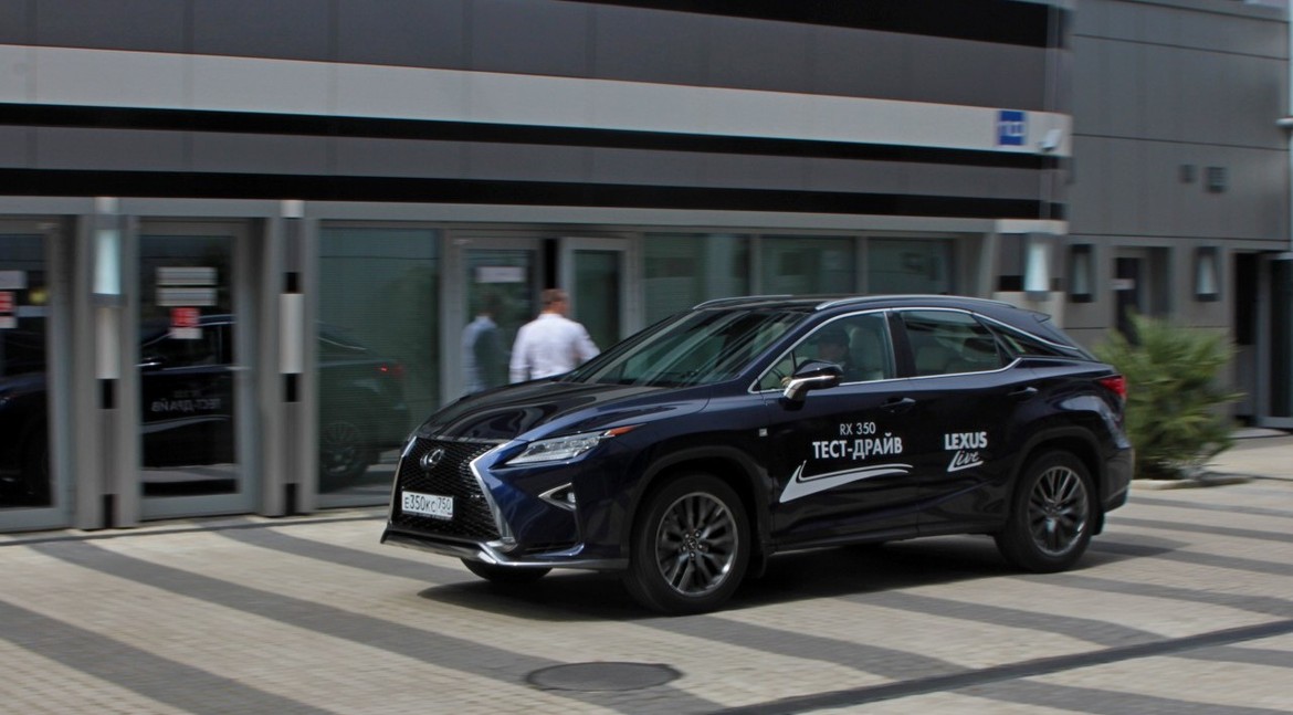 Тест-драйв Lexus RX350, LX450d, GS F и RC F: правило четырех L