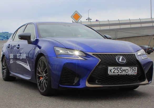 Тест-драйв Lexus RX350, LX450d, GS F и RC F: правило четырех L