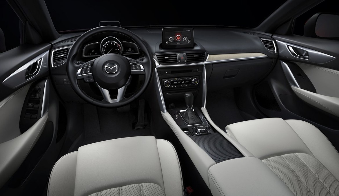 Пекин 2016: Mazda представила серийный купе-кроссовер