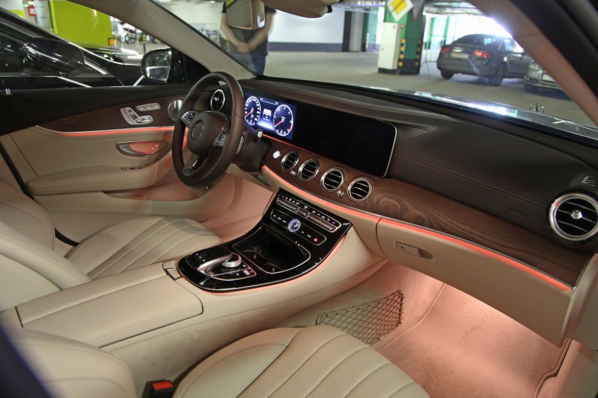 Mercedes показал в России новый E-Class